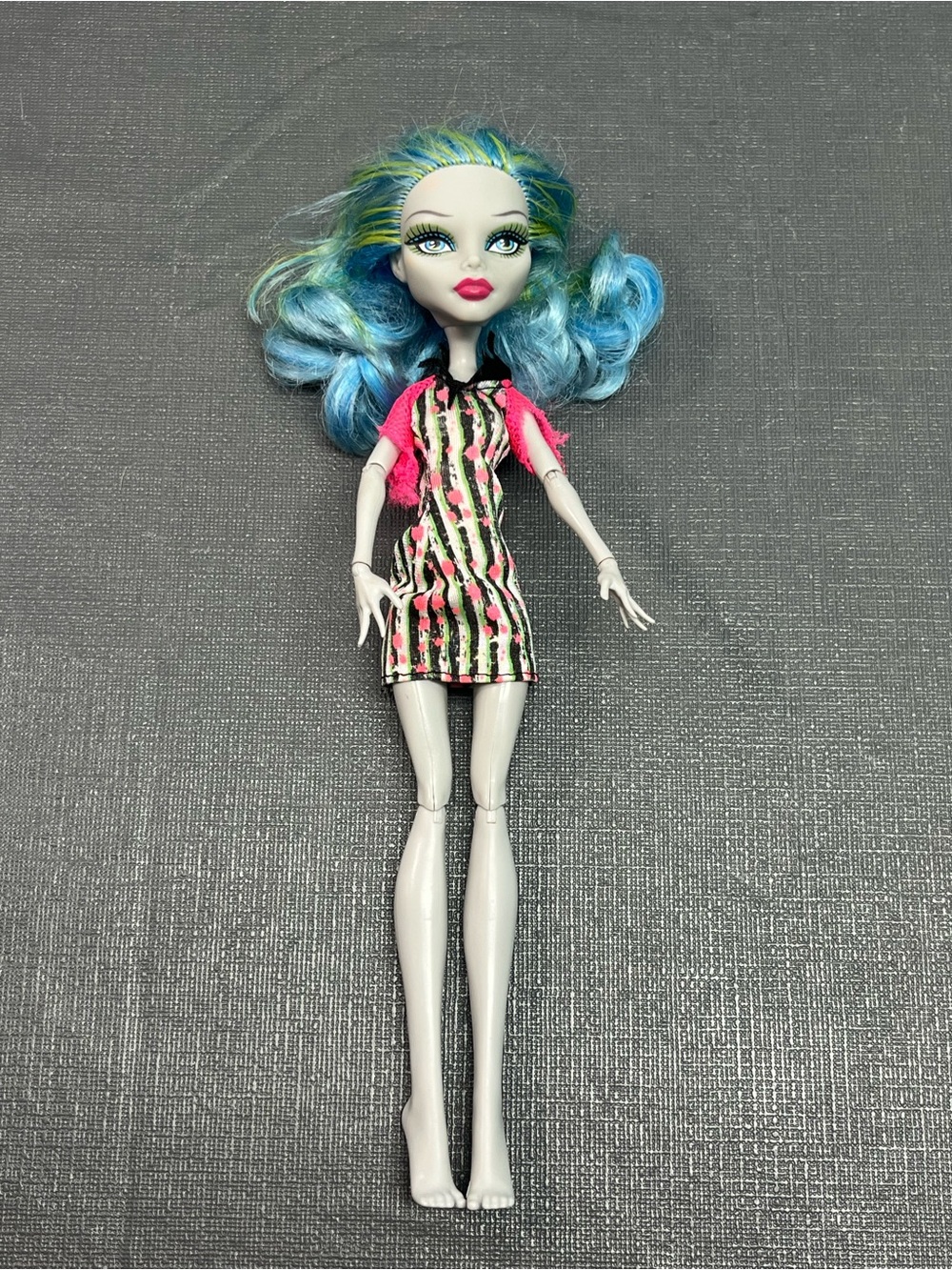 Monster High Skultimate Roller Maze Ghoulia Yelps Doll Mattel